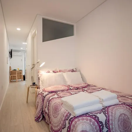 Coxim - Com Pátio Em Pleno Coração De Apartamento *