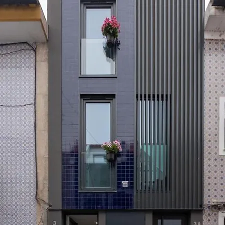 Coxim - Com Pátio Em Pleno Coração De *